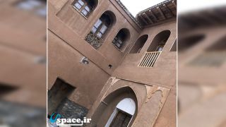 نمای محوطه اقامتگاه بوم گردی عمارت منور - نطنز - روستای طامه